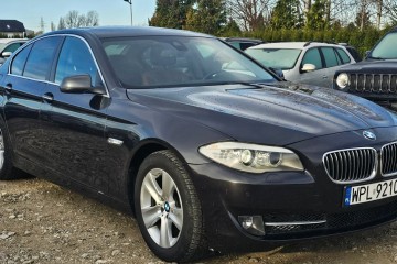 Hade-up  Limuzyna 2.0 d.  163  skóra, nawigacja professionnel