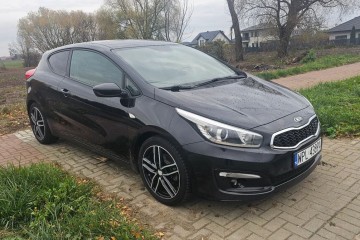 Android auto 1.4 benzyna PoroCeed  cupe