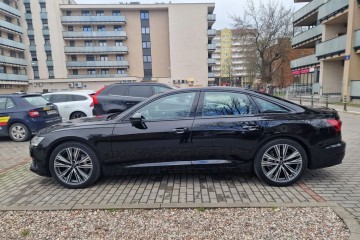 6.100 km 2.0 benzyna 265  Napęd 4x4